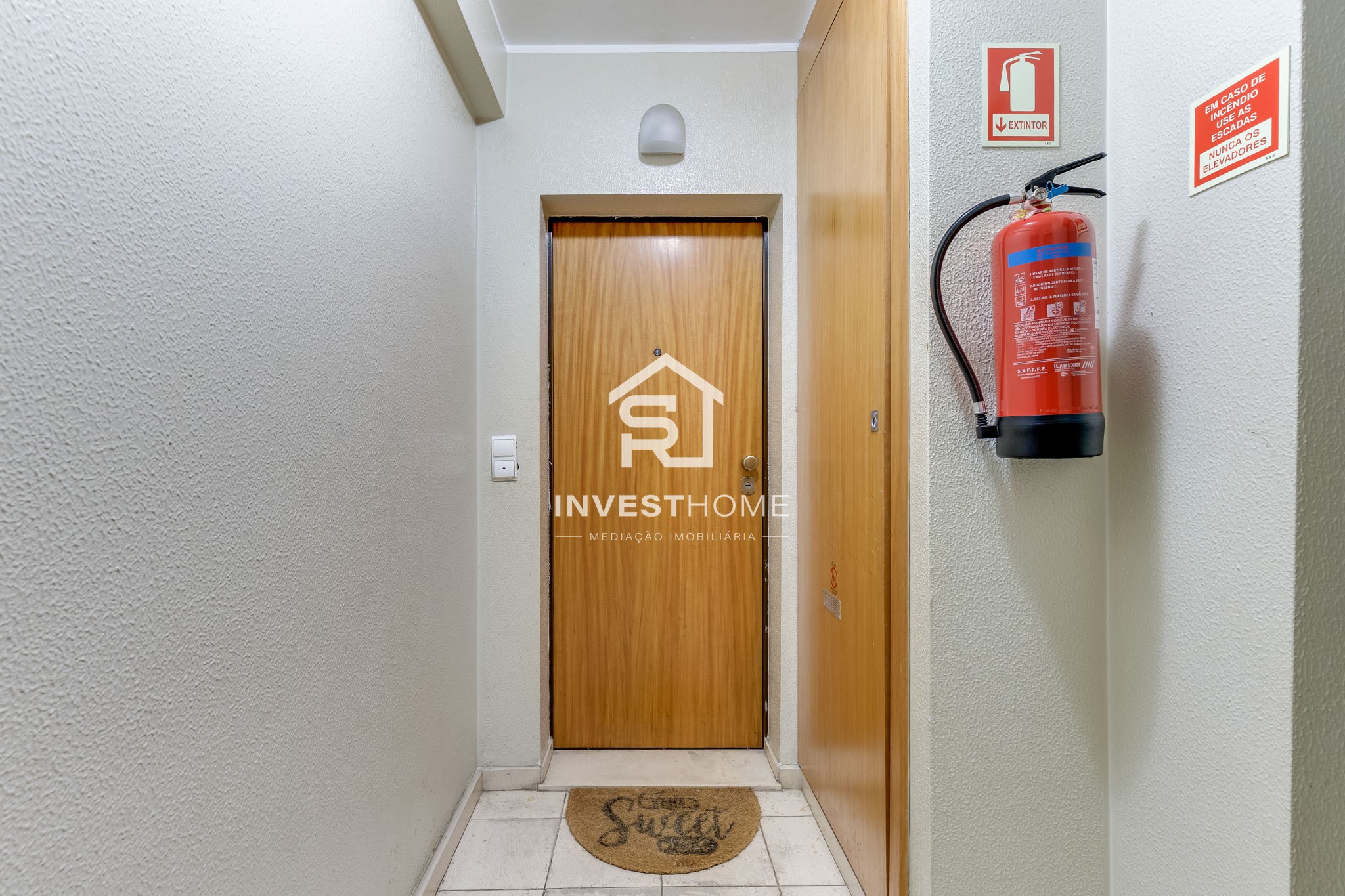 T2+1 com Suite | 112 m² | Elevador | Garagem para 2 Viaturas | Metro de Pedras Rubras