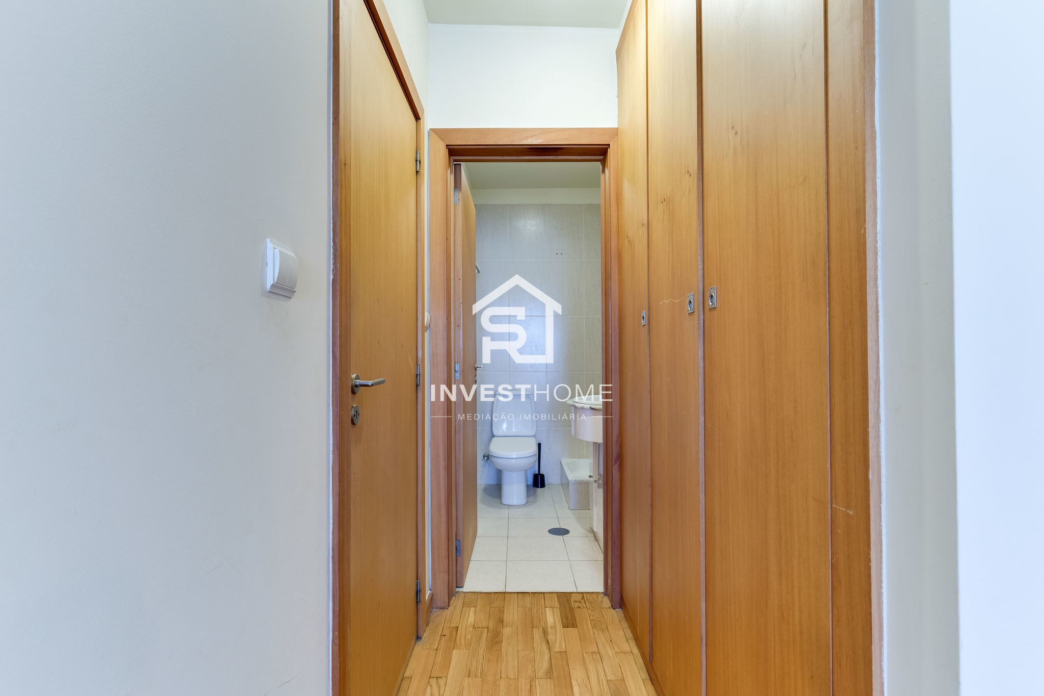 T2+1 com Suite | 112 m² | Elevador | Garagem para 2 Viaturas | Metro de Pedras Rubras