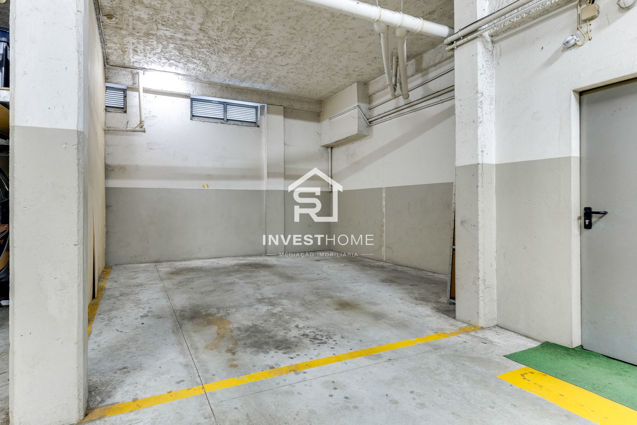 T2+1 com Suite | 112 m² | Elevador | Garagem para 2 Viaturas | Metro de Pedras Rubras